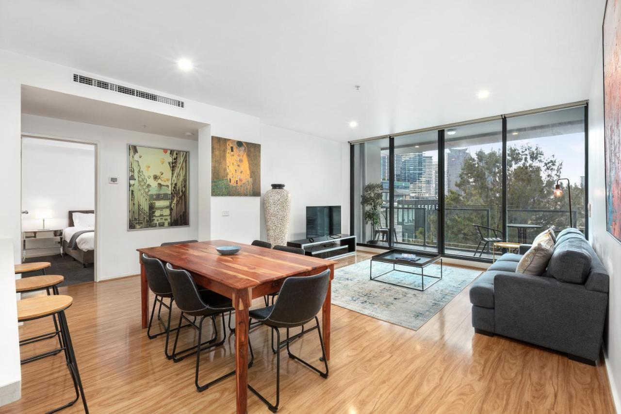 Melbourne Holiday Apartments Flinders Wharf Bagian luar foto