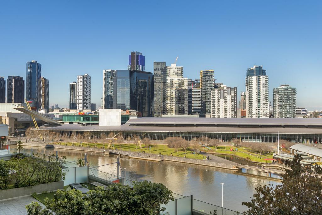 Melbourne Holiday Apartments Flinders Wharf Bagian luar foto