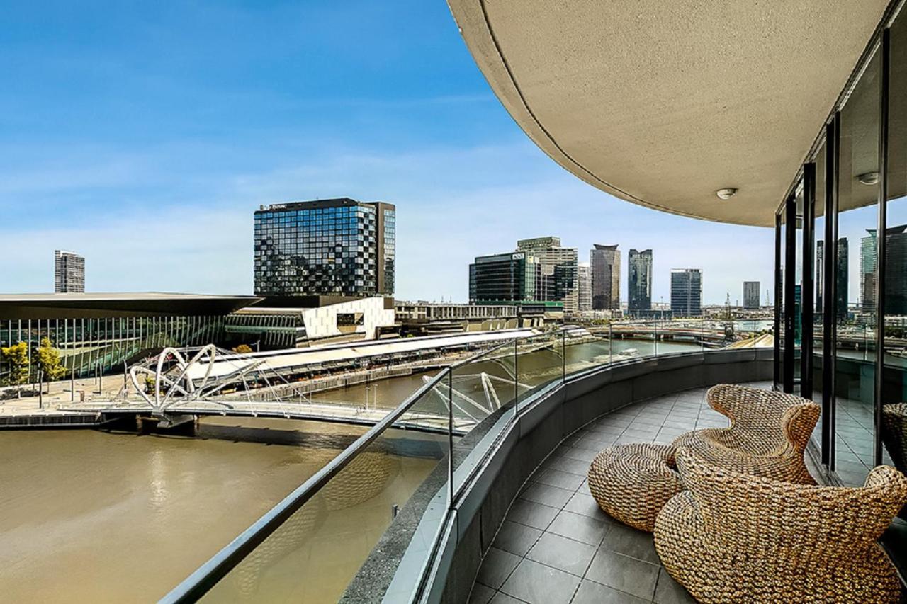 Melbourne Holiday Apartments Flinders Wharf Bagian luar foto