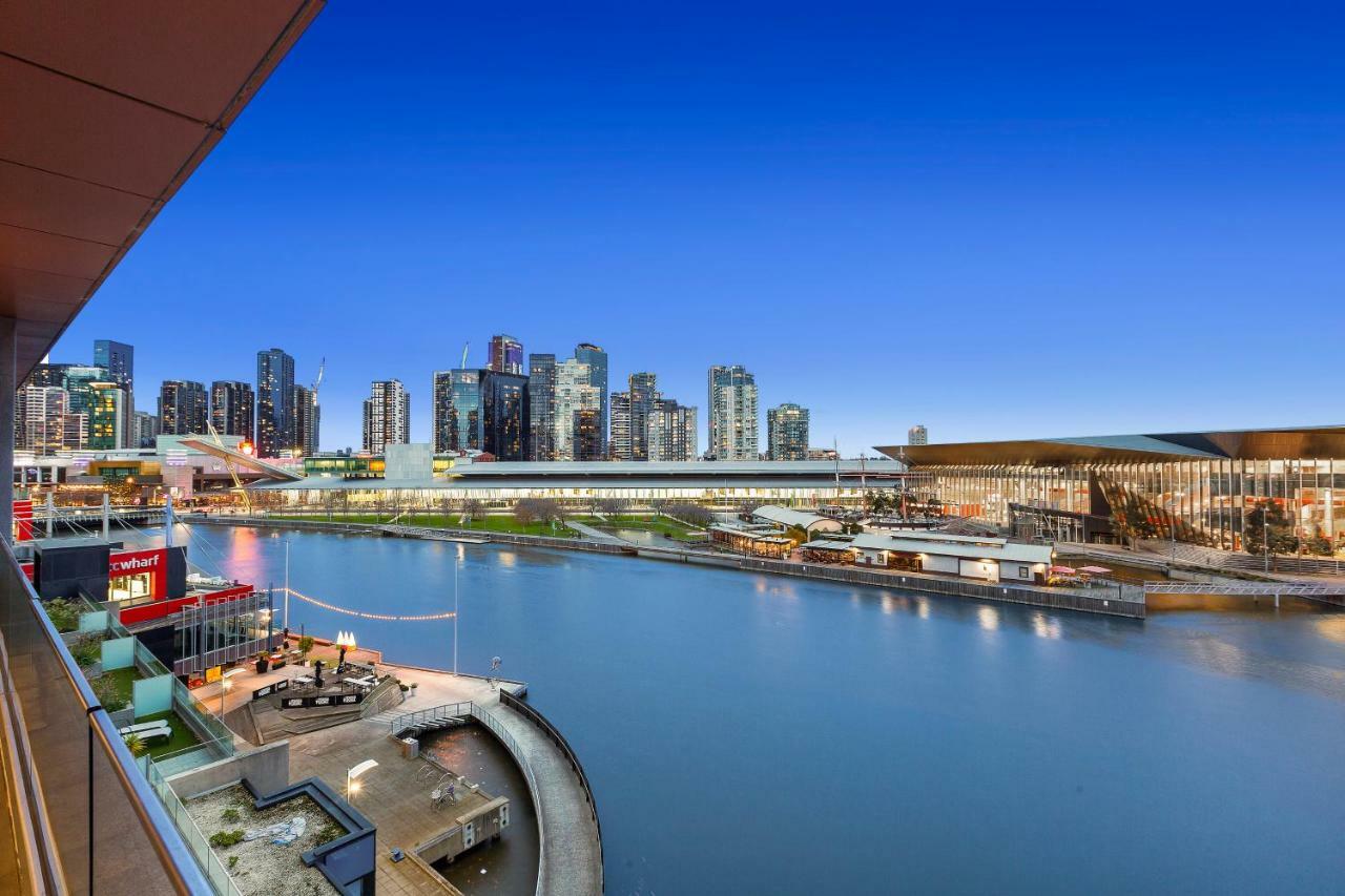 Melbourne Holiday Apartments Flinders Wharf Bagian luar foto