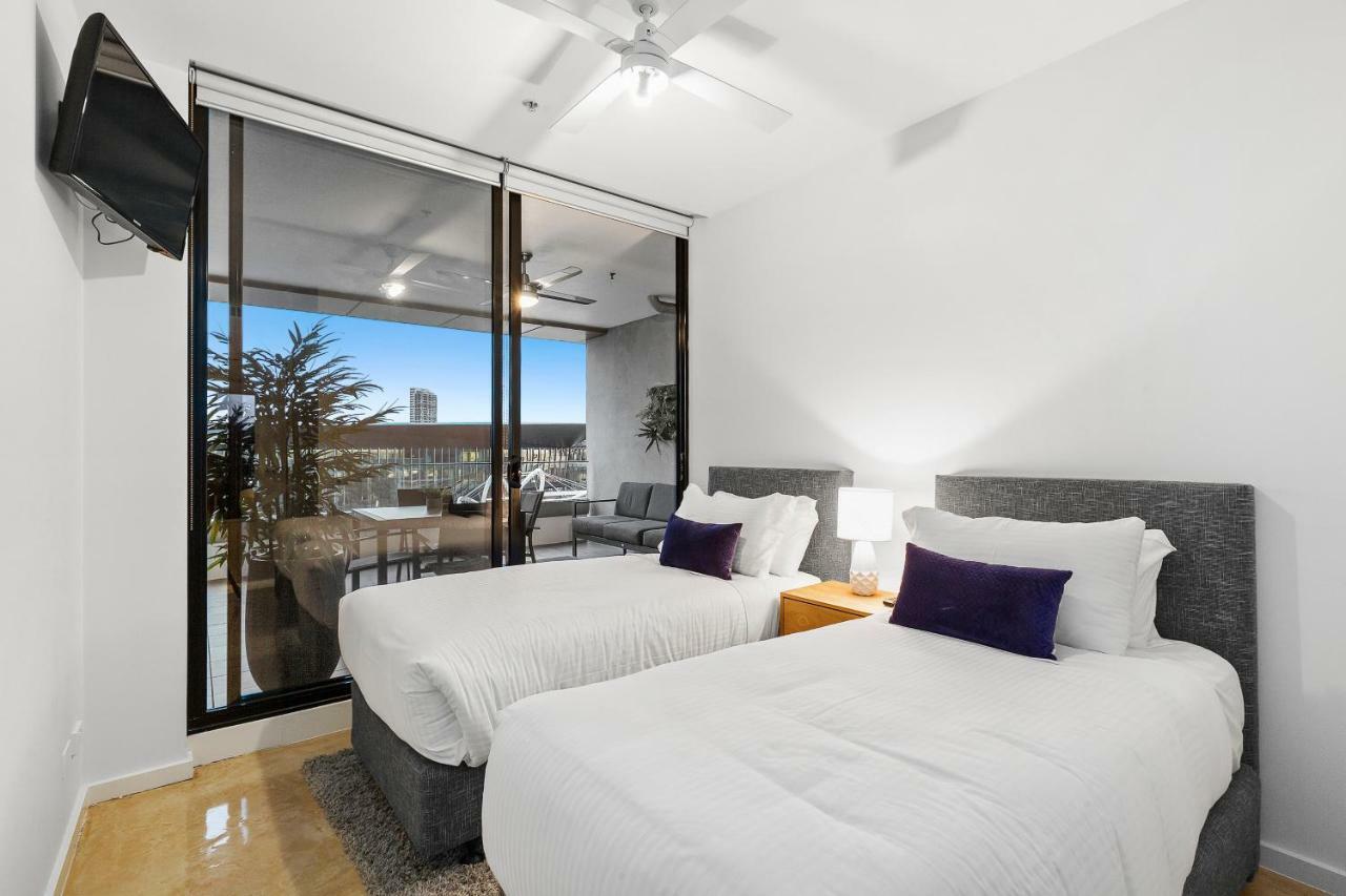 Melbourne Holiday Apartments Flinders Wharf Bagian luar foto